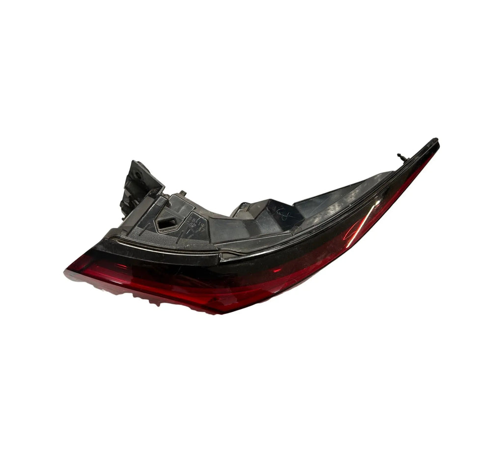 INFINITI QX60 (2016-2022) OEM OUTER RIGHT SIDE TAIL LIGHT (CRACKED) 26550-9NC0A INFINITI