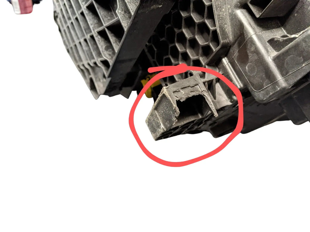 Infiniti QX50 (2019-2022) Left Headlight LED (Damaged).