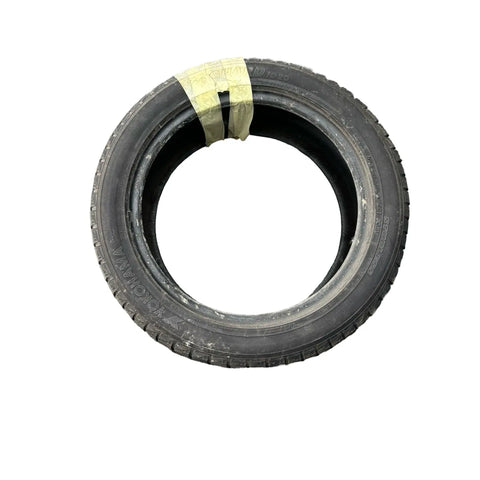 2 Pneu Yokohama Iceguard studless  235/50/18 INFINITI