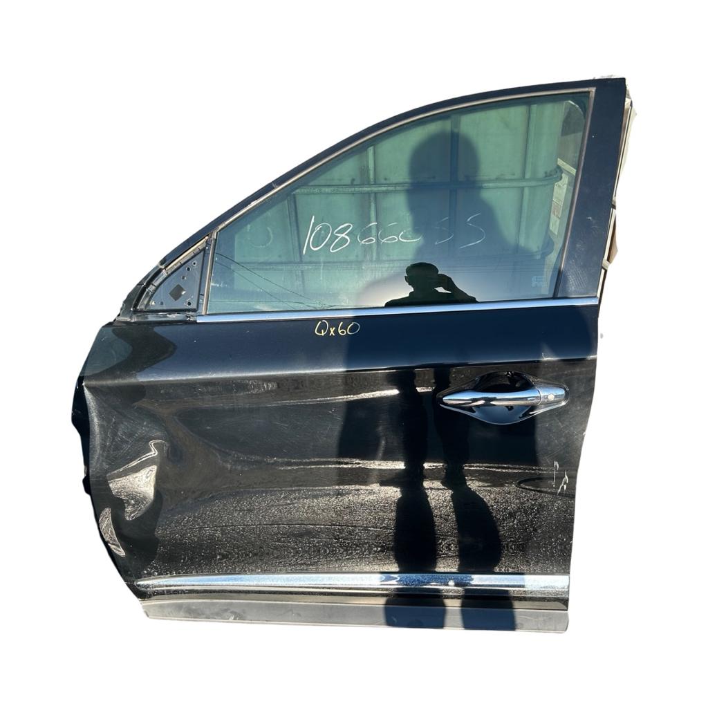 Infiniti QX60 (2014-2020) Front Left Door Dented (Black)