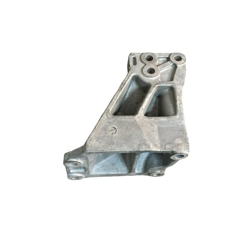 Infiniti G37 (2008-2013)/ (2007-2008) Infiniti G35 / (2008-2012) Infiniti EX35 / (2013) Infiniti EX37  Engine mount bracket right side( 1 MORCEAU) K5R (11232-JK50A)