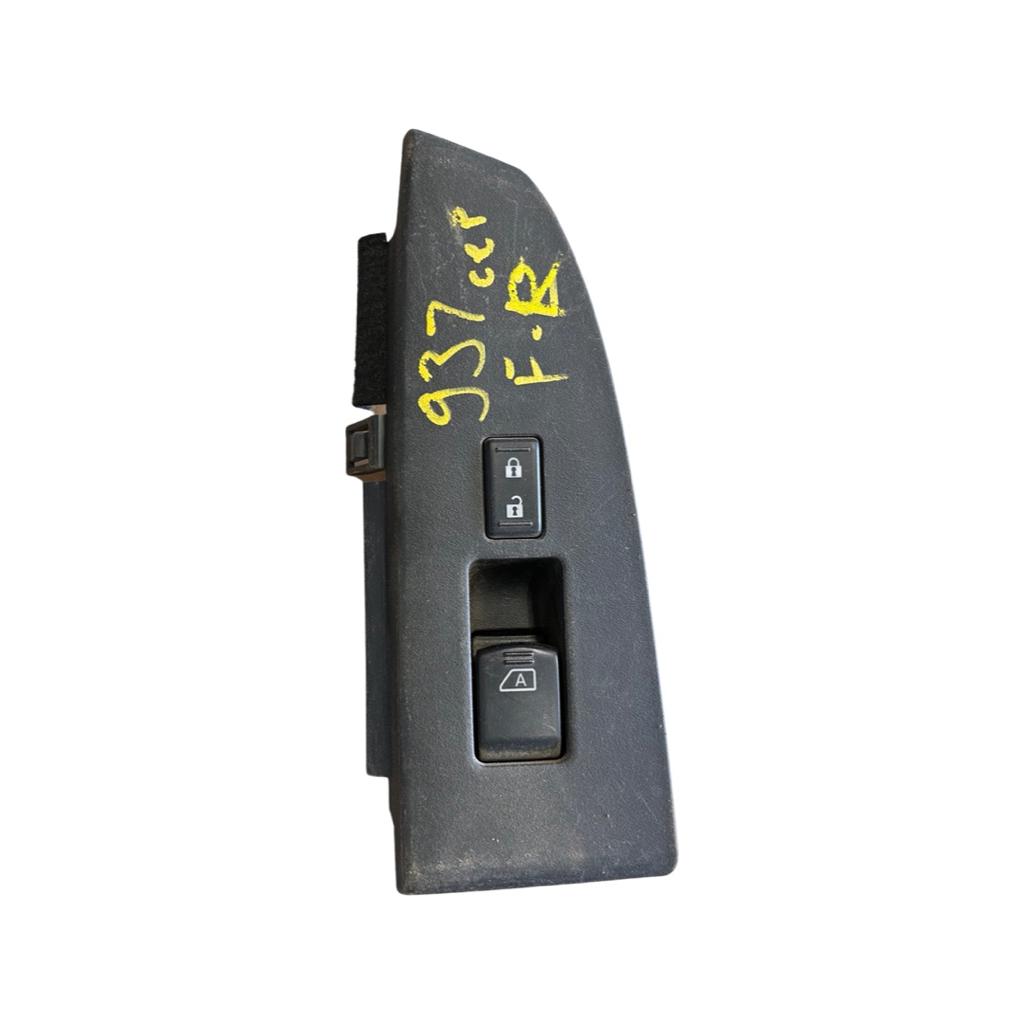 Infiniti G37 Coupe (2008-2012) OEM Right Side Door Window Switch (25411-JL40D)