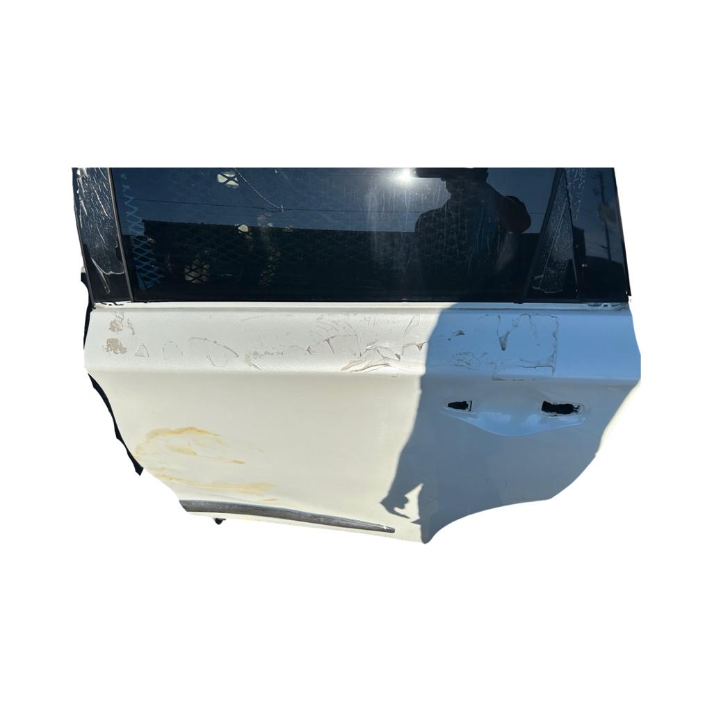 Infiniti QX60 (2014-2020) Rear Left Door (White)