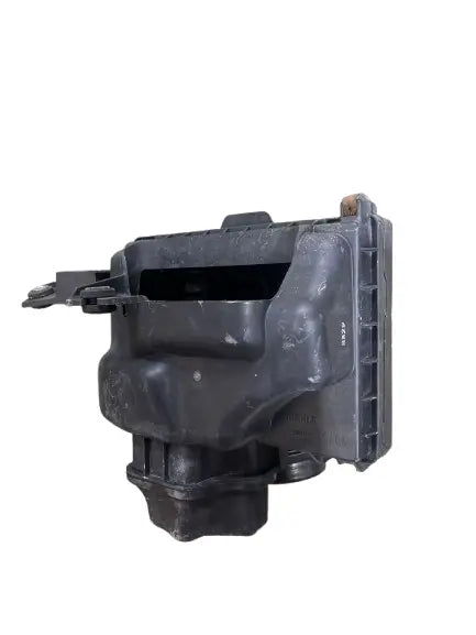 INFINITI Q50 ( 16-25)  RIGHT RH LOWER AIR INTAKE CLEANER FILTER HOUSING BOX OEM INFINITI