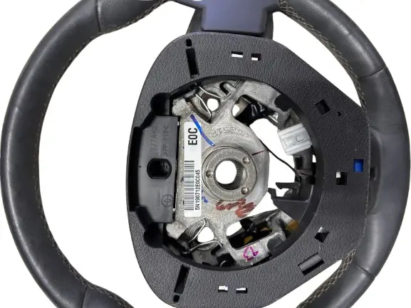 INFINITI QX50 (2019-2024) ROUE OEM AVEC PALETTES DE VITESSES ET INTERRUPTEURS INFINITI