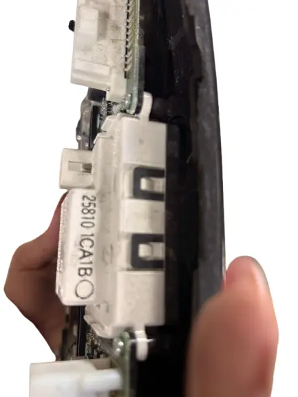 Infiniti EX35 ( 2008-2012  ) /   EX37 ( 2013) /   FX35 ( 2009-2012)  / FX37 ( 2013 ) /   FX50 ( 2009-2013) /  G25 ( 2011-2012) /  G35 ( 2007-2008) / G37 ( 2008-2013) / Q40 (2015) /  Q60 ( 2014-2015 ) Radio Face Control Panel CLIMATE  25810-1CA1B INFINITI