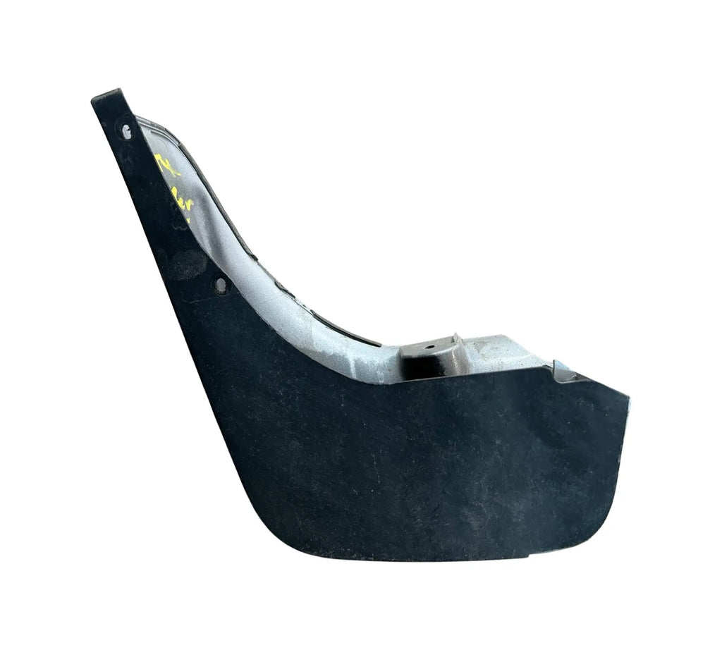 Infiniti JX35|QX60 (2013-2015) Rear Right Mud Guard (Cracked) INFINITI