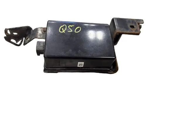 Infiniti Q50 ( 2014-2024) |Q60 ( 2017-2019) / Q70 ( 2014-2019 ) / Q70L ( 2015-2019 ) / QX60 ( 2016-2020 ) / QX80 ( 2014-2020 Front Cruise Control Radar, Distance Sensor ( 28438-4GA3B) INFINITI