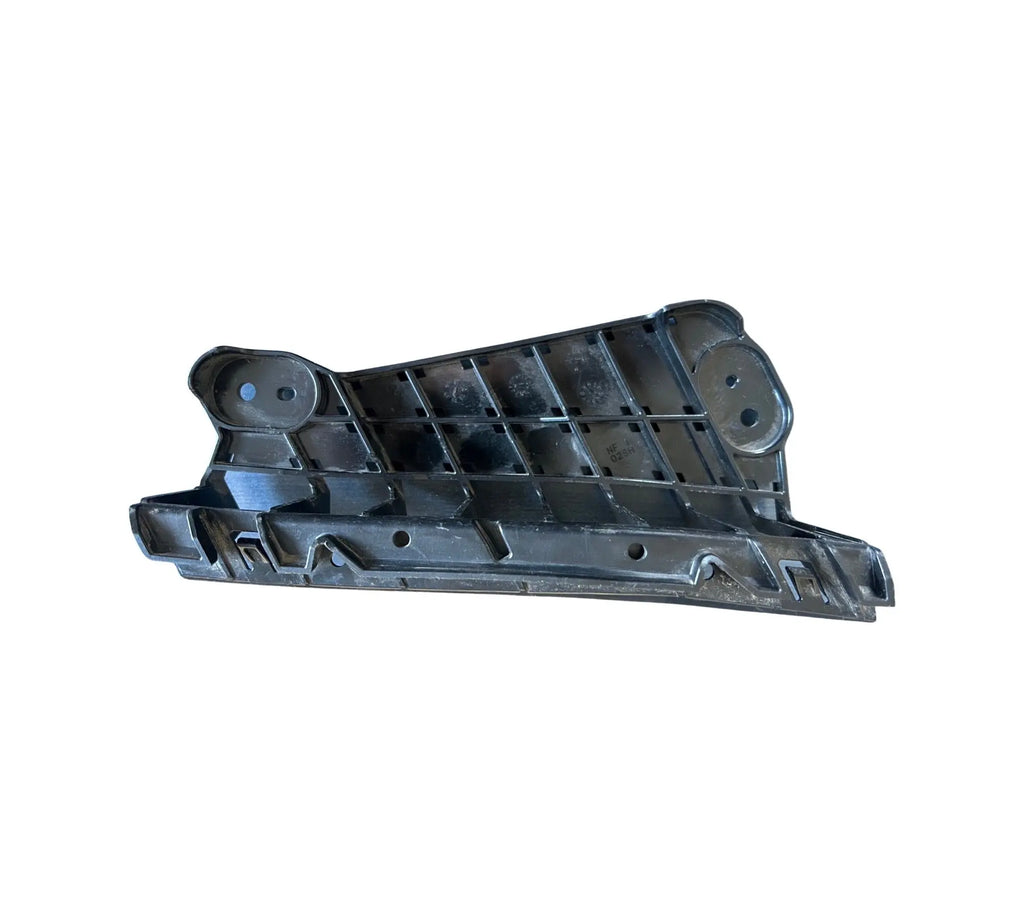 Infiniti Q60 (17-22) Upper Retainer 62228-5CA0A INFINITI