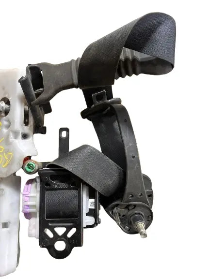 Infiniti Q60 (2017-2023) Front Right Side Seat Belt INFINITI