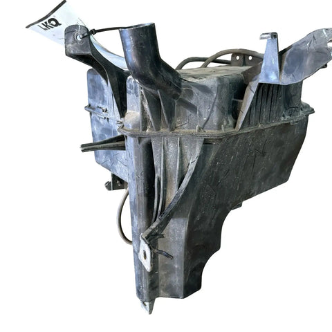 Infiniti JX35 (2013)| QX60 (2014-2019) Windshield Washer Tank W/ Motor (28910-3JM0B) INFINITI