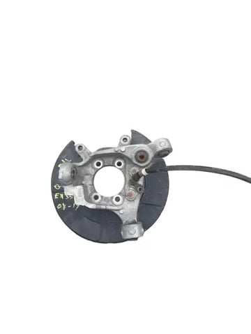 INFINITI EX35 / QX50 / EX37 (2008- 2017 ) REAR LEFT SIDE SUSPENSION SPINDLE KNUCKLE W/O HUB  OEM INFINITI