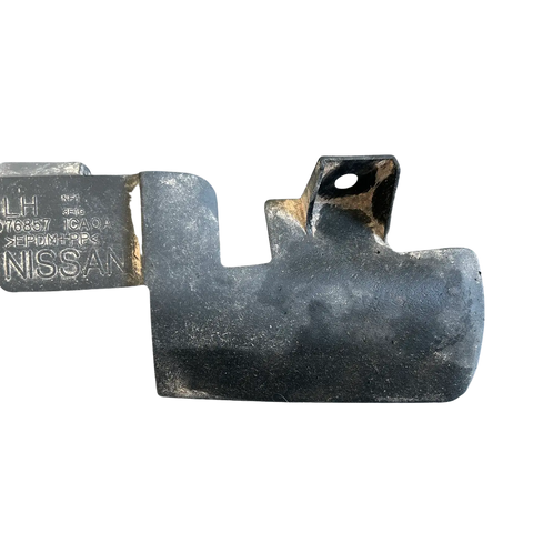 INFINITI FX35 (09-12)/FX37 (13)/FX50 (09-13)/M35h (12-13)/M37 (11-13)/M56 (11-13)/Q70 (14-19)/Q70L (15-19)/QX70 (14-17) REAR LEFT DEFLECTOR MUDGUARD 76857-1CA0A INFINITI