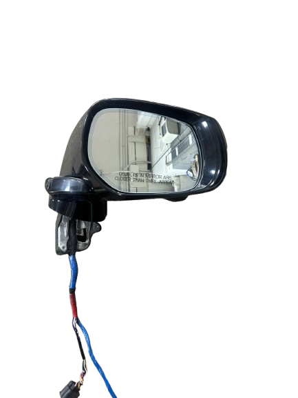 Infiniti Q60 (2017-2024) Front Right Side Mirror With camera
