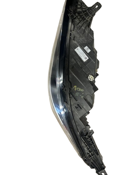 Infiniti QX50 (2019-2020-2025) OEM Left side  Non-Adaptive Headlight ( W/O AFS)