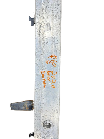 infiniti Q60(17-20 ) rear bumper reinforcement W/O foam