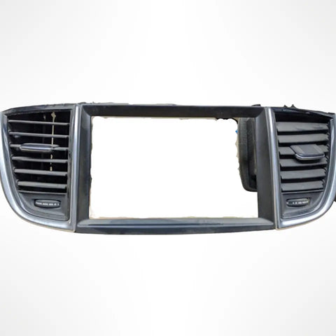 Infiniti QX50 (19) Lid-Cluster 68270-5NA0A - OPTIK AUTO  9173-6496 QUEBEC INC