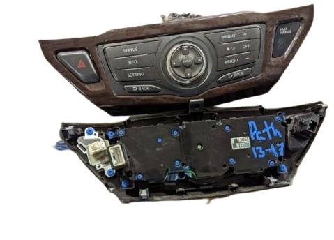 Nissan Pathfinder Radio Climate Control Panel Faceplate Dash (13-18) 9PJ0A-210260