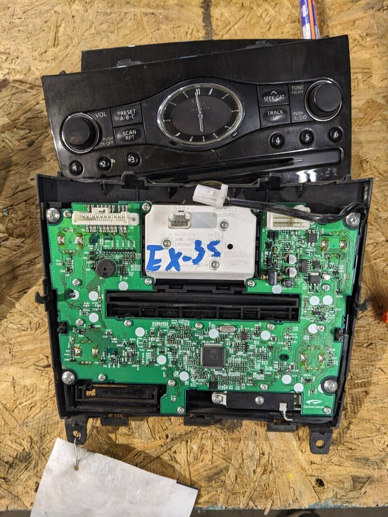 Infiniti G37/G35/EX35 Radio Face Control Panel CLIMATE